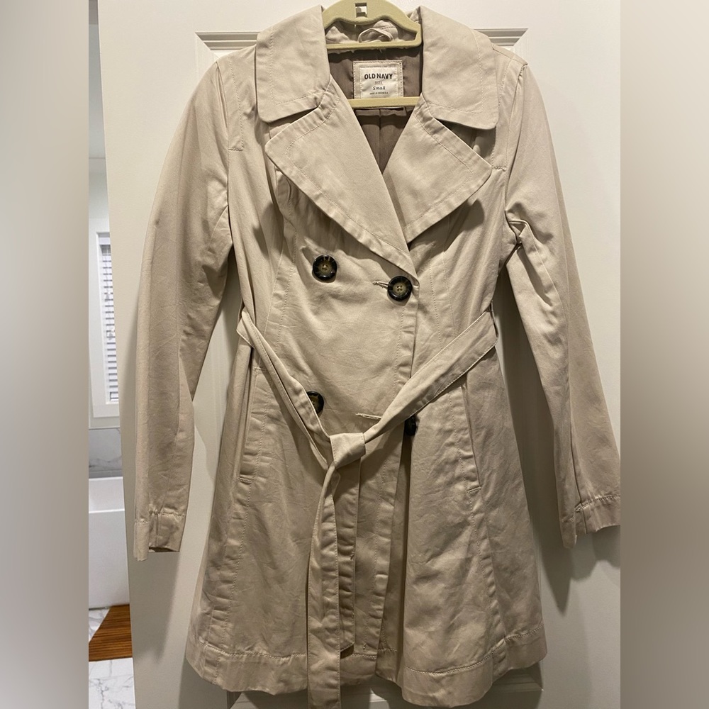 Old Navy Women’s Beige Cream Trench Coat